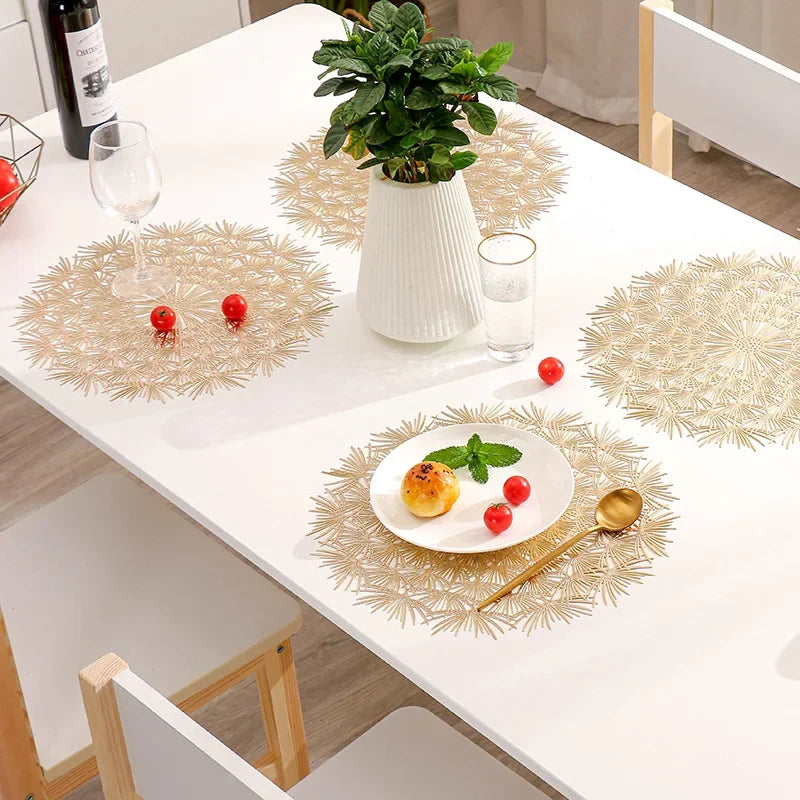 Leaf-Shaped Gold Placemats – Set of 4/6, PVC Cutout Design