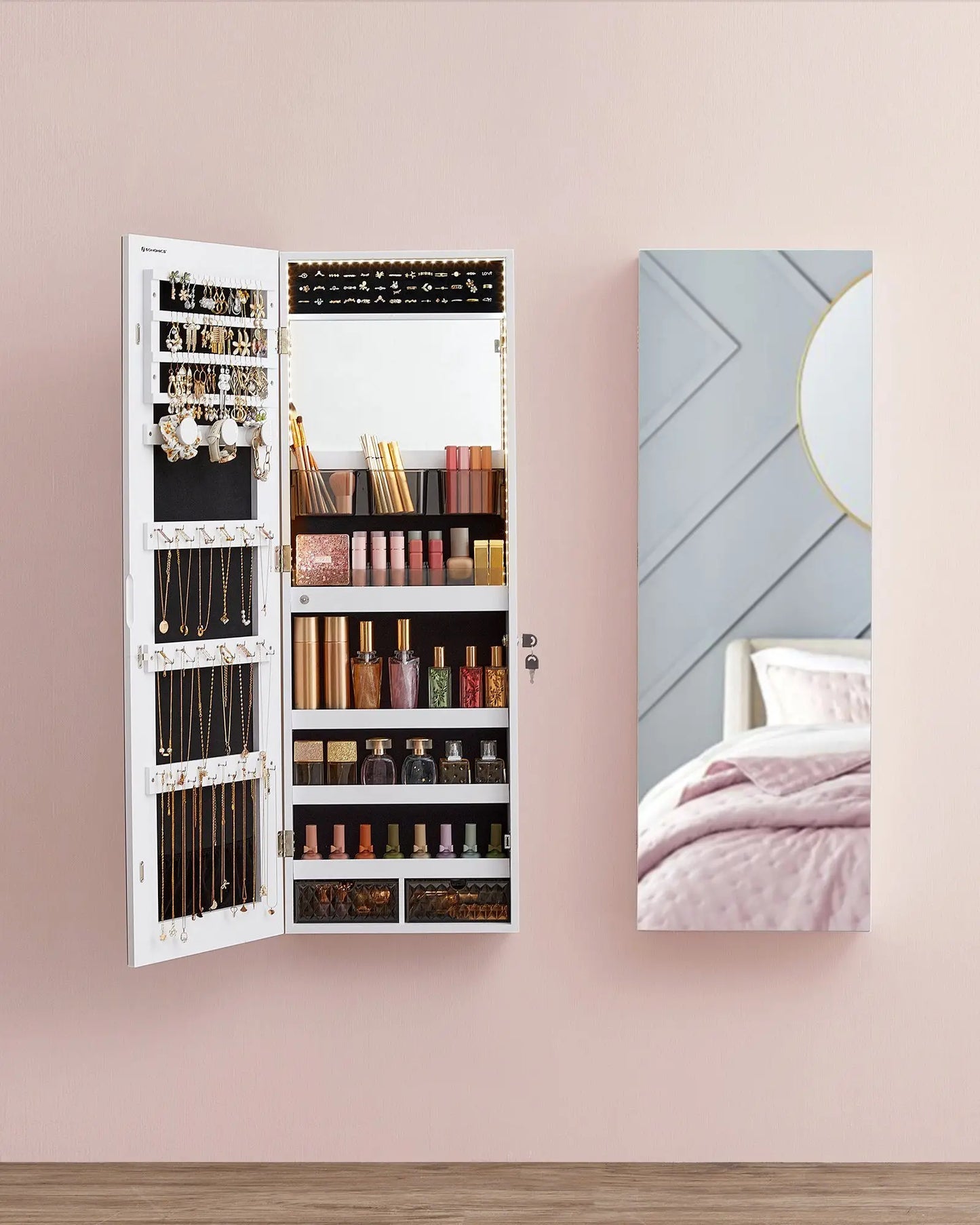 LumiStyle Jewelry Mirror Cabinet
